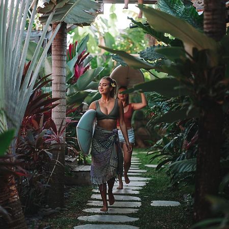 Seaside Tribe - Boutique Surf Stay&Retreat Tanah Lot Extérieur photo