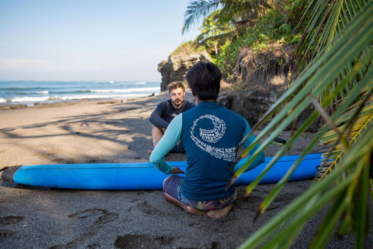 Seaside Tribe - Boutique Surf Stay&Retreat Tanah Lot Extérieur photo
