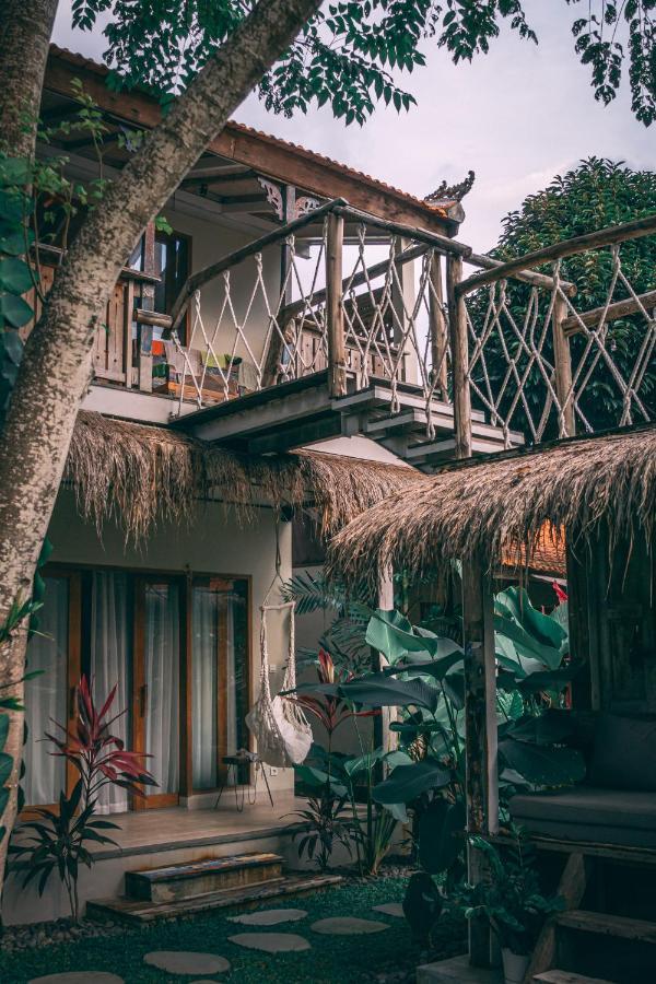 Seaside Tribe - Boutique Surf Stay&Retreat Tanah Lot Extérieur photo