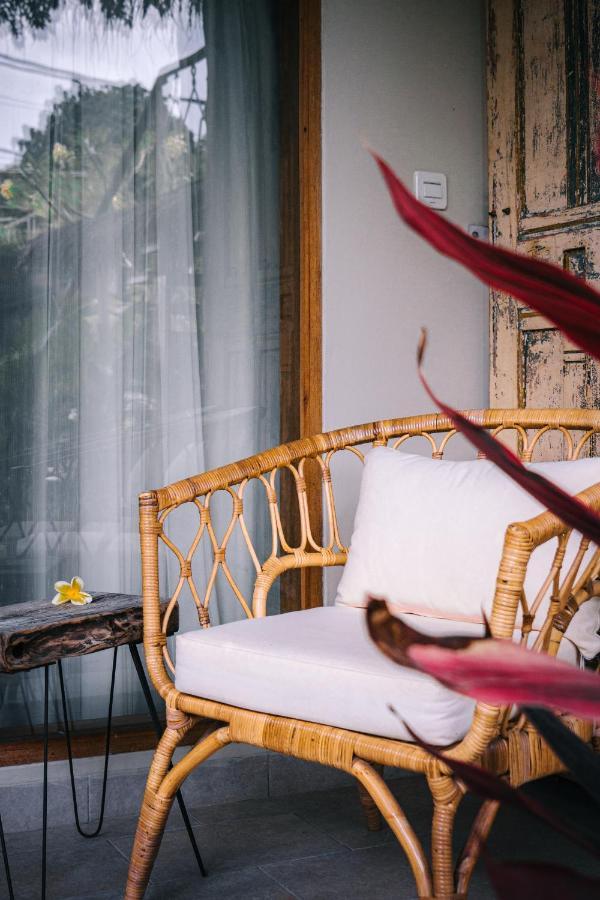 Seaside Tribe - Boutique Surf Stay&Retreat Tanah Lot Extérieur photo