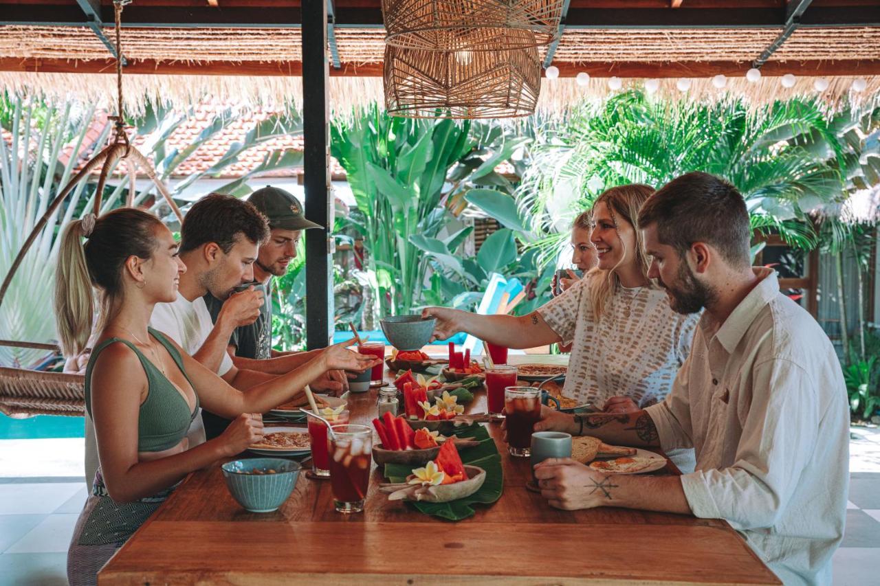 Seaside Tribe - Boutique Surf Stay&Retreat Tanah Lot Extérieur photo